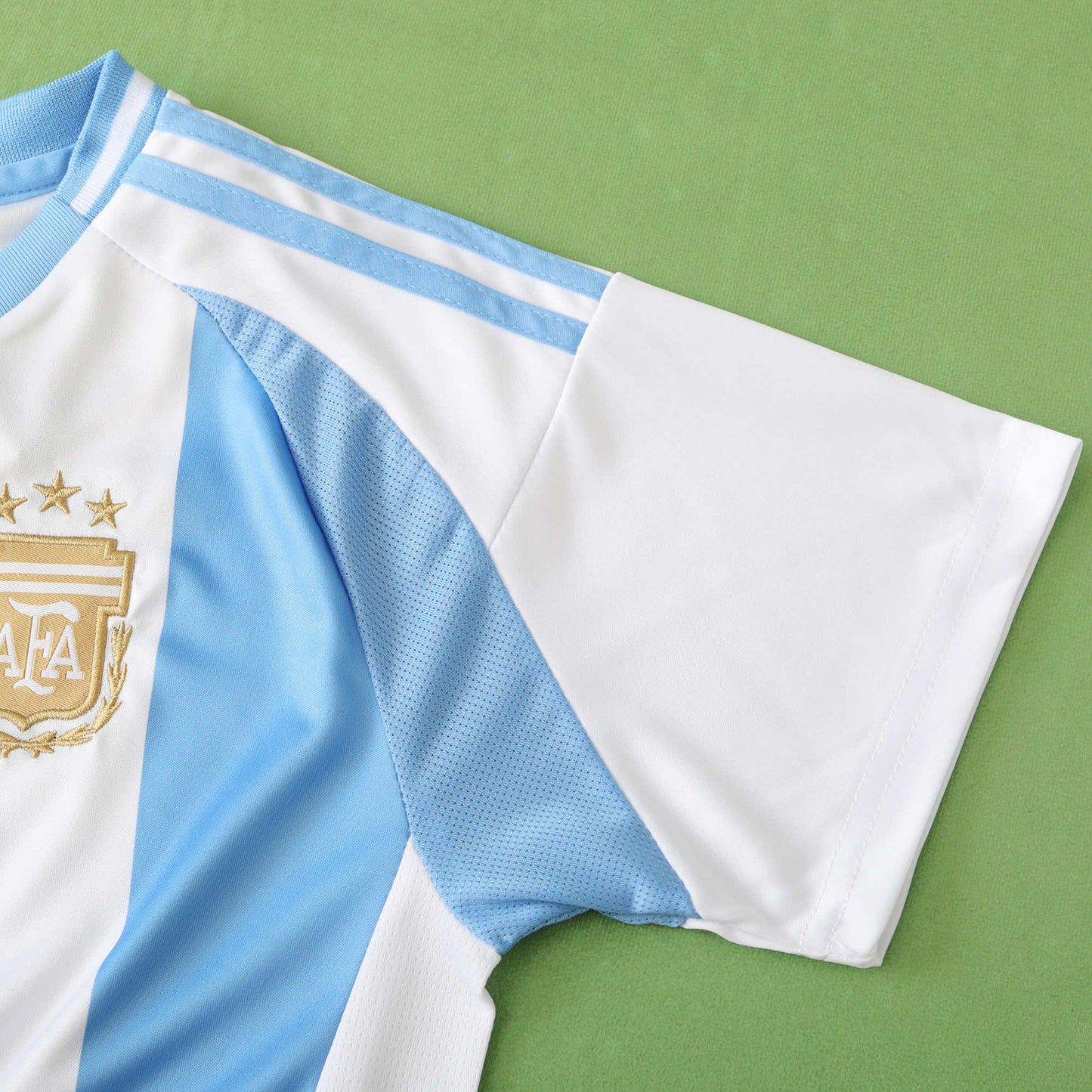 Argentina 2024/25 Kids Home Football Kit – Messi #10 (Jersey + Shorts)