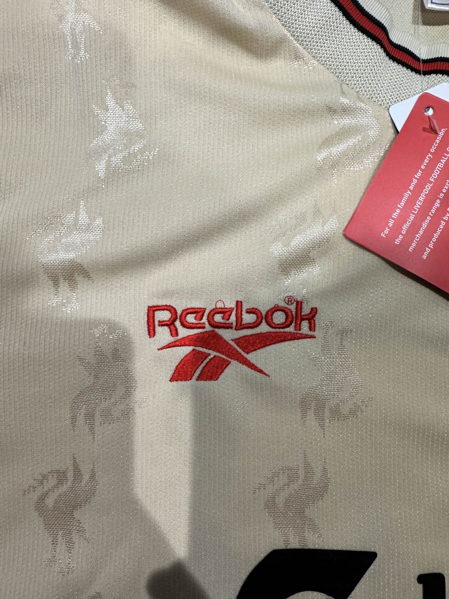 Liverpool 96/97 Away Football Jersey – Barnes #10, Owen #18, Fowler #9