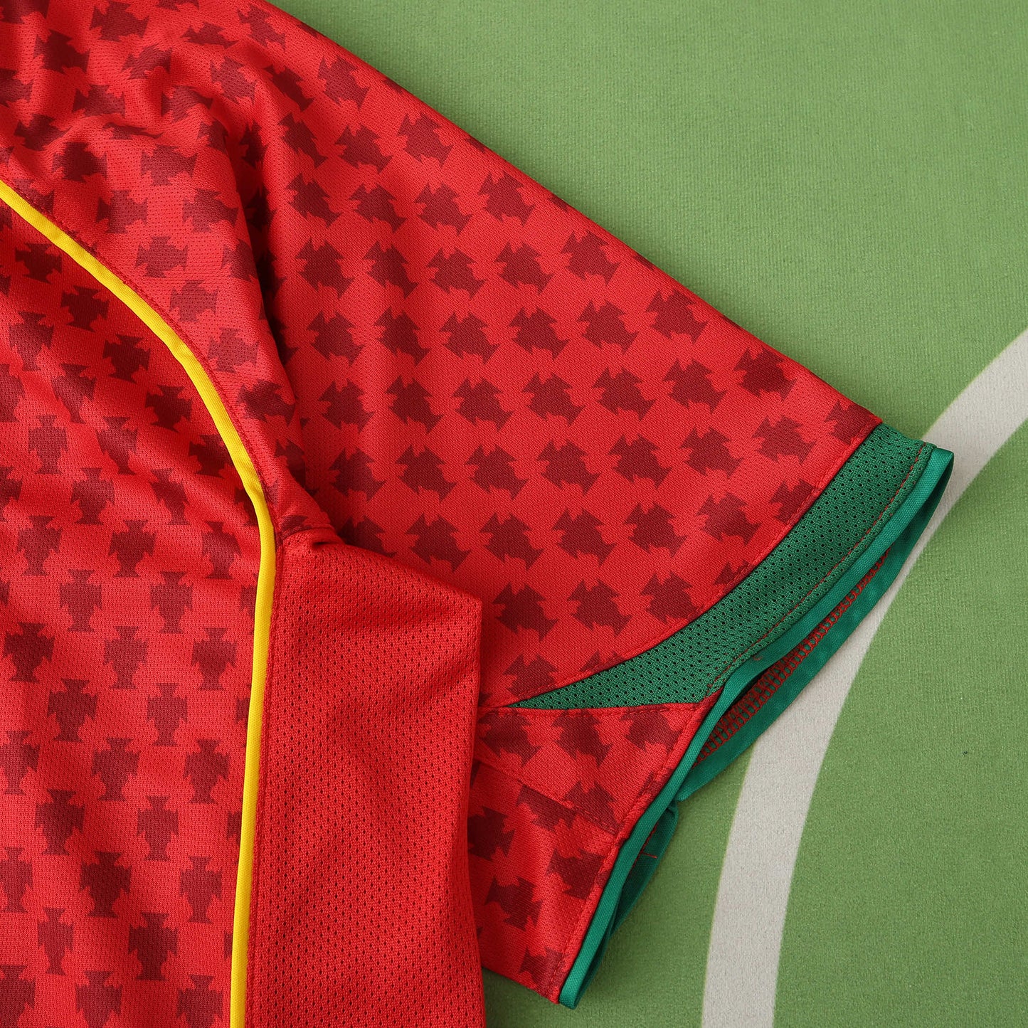 Portugal 2004 Home Jersey – Cristiano Ronaldo #17, Deco #20 | Retro Football Shirt