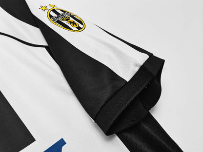 Juventus 1997/98 Home Football Jersey – Zidane #21, Del Piero #10, Inzaghi #9