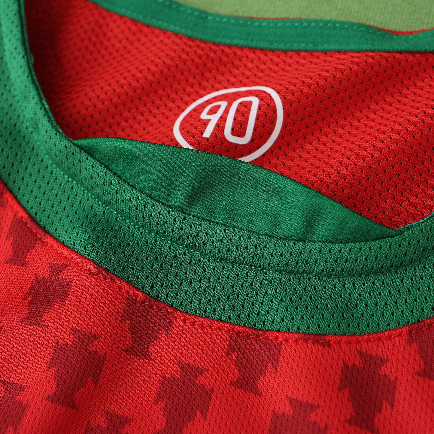 Portugal 2004 Home Jersey – Cristiano Ronaldo #17, Deco #20 | Retro Football Shirt