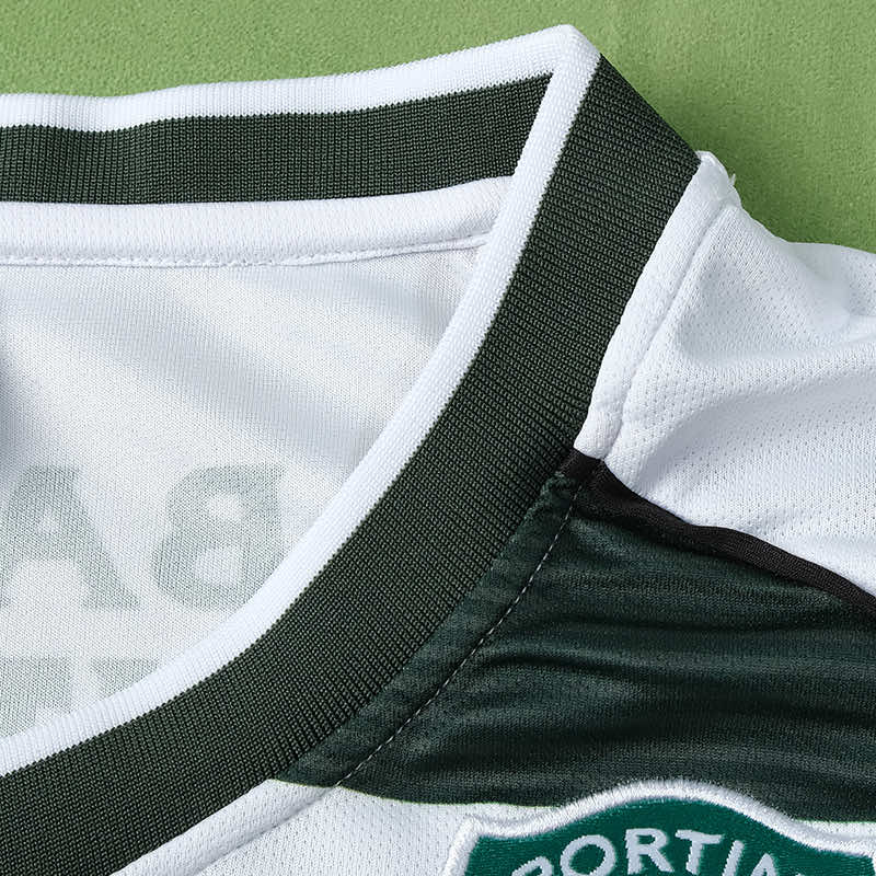 Sporting Lisbon 01/03 Home Football Jersey – Cristiano Ronaldo #28