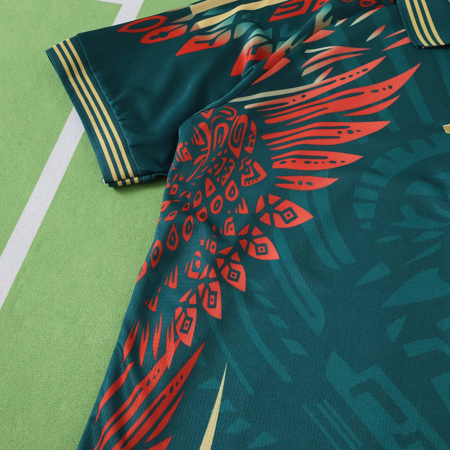 Mexico 2025 'De Oro' Special Edition Football Jersey – Aztec Eagle Design