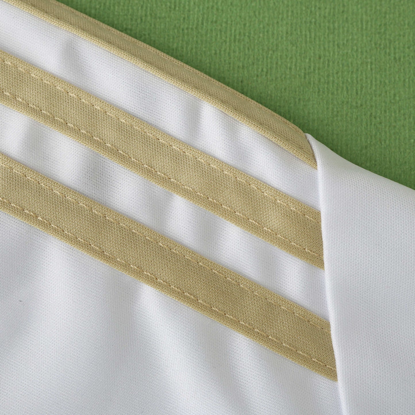 Algeria 2024/25 Concept Football Jersey – Fan Version White & Gold